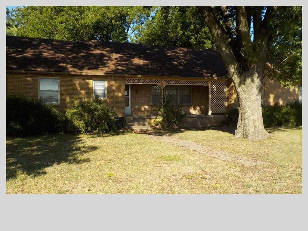 2404 S Walnut N/A — photo 2