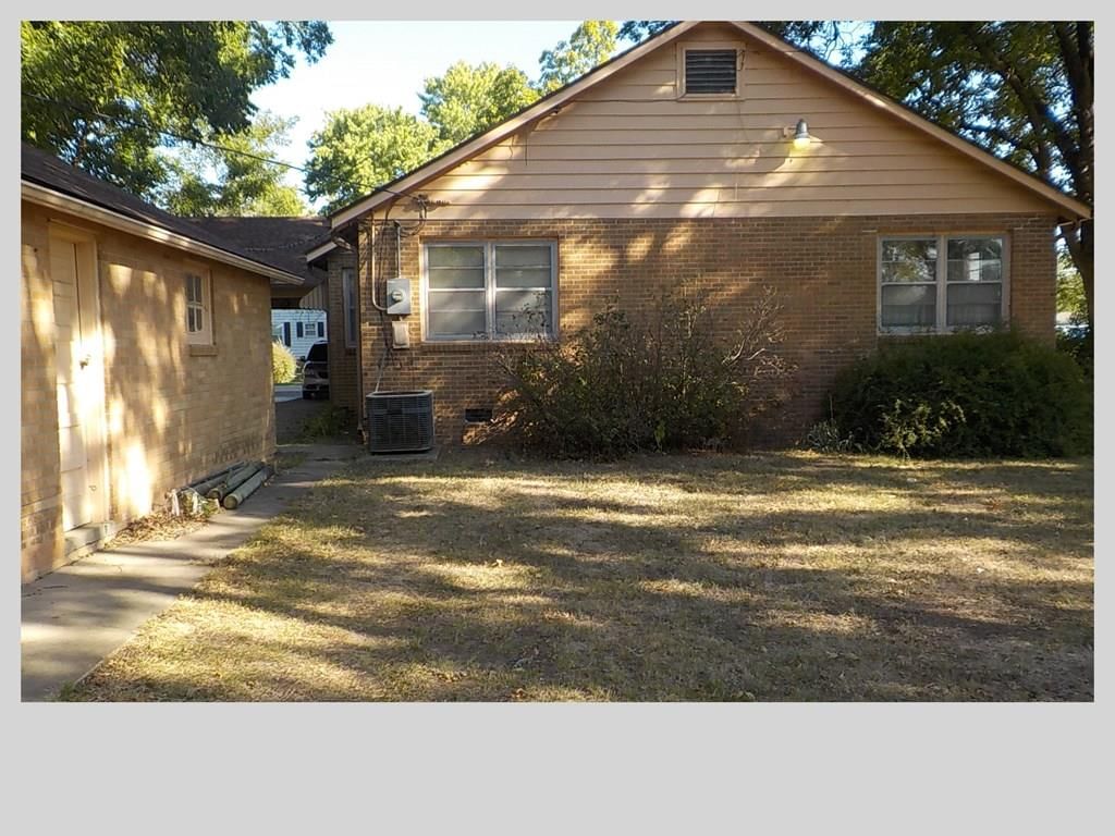 2404 S Walnut N/A — photo 12