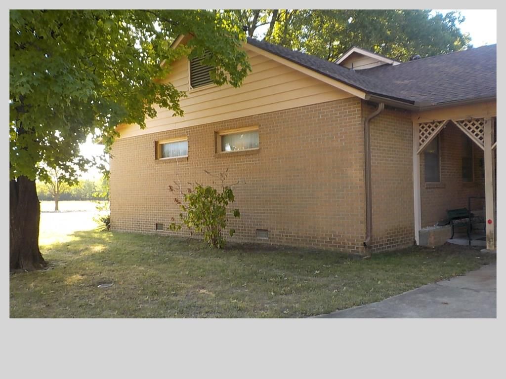 2404 S Walnut N/A — photo 20
