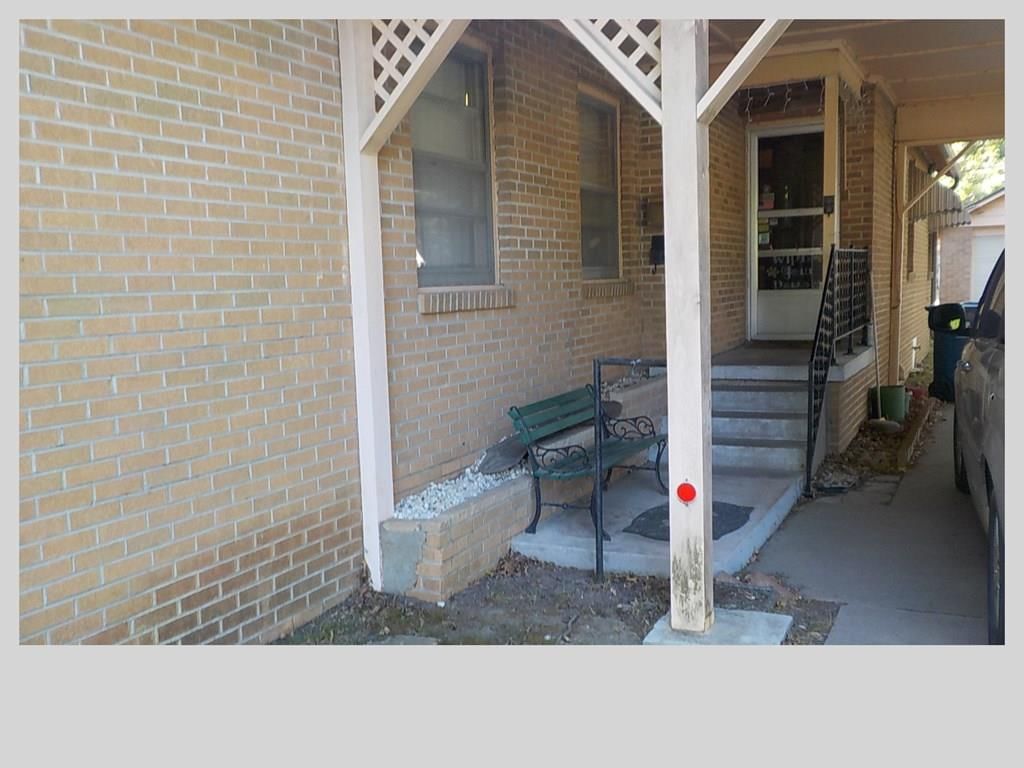 2404 S Walnut N/A — photo 21