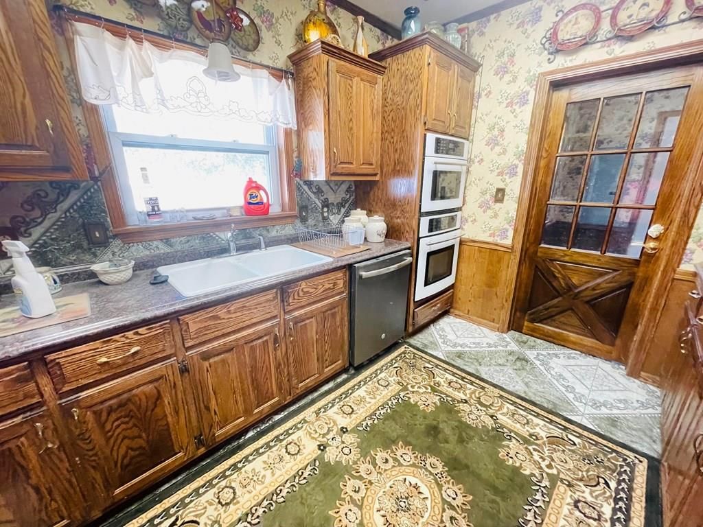 502 S Vermont N/A — photo 11