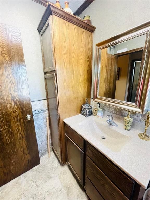 502 S Vermont N/A — photo 24