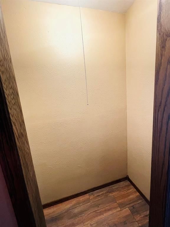 502 S Vermont N/A — photo 32