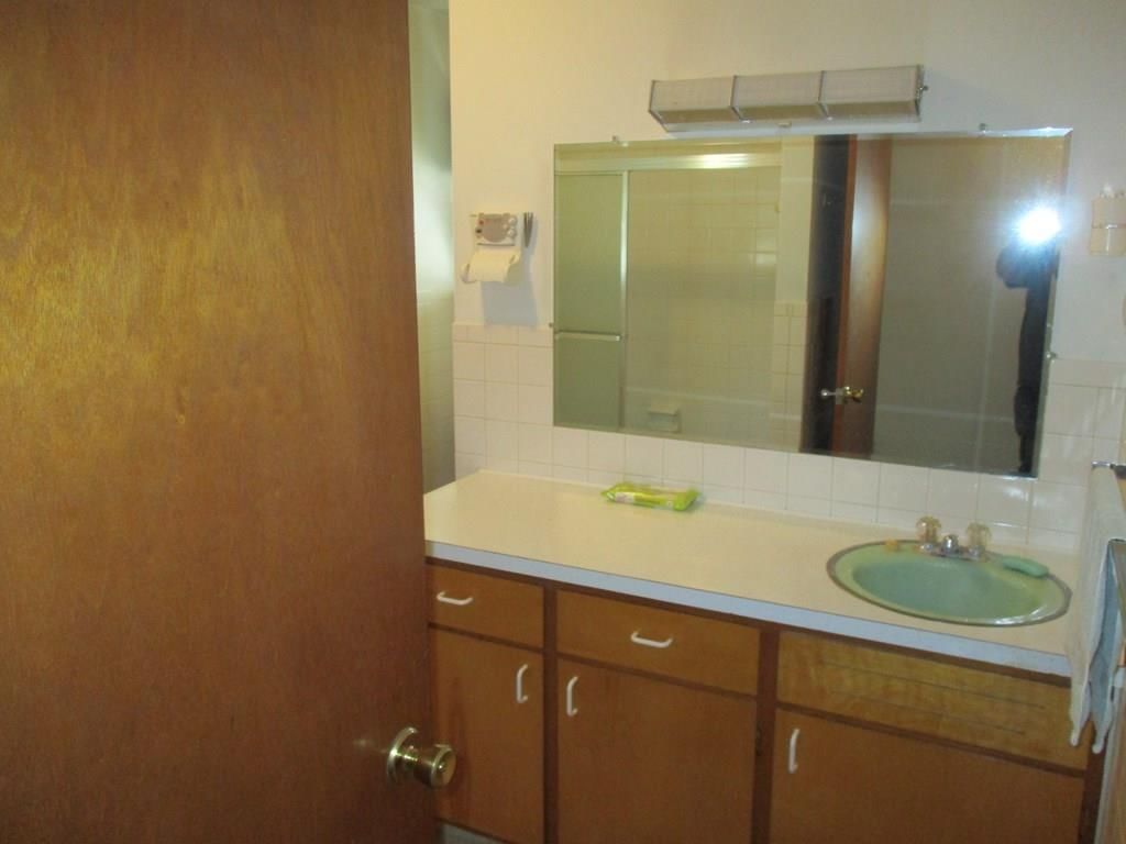 1110 Sunset Drive — photo 18