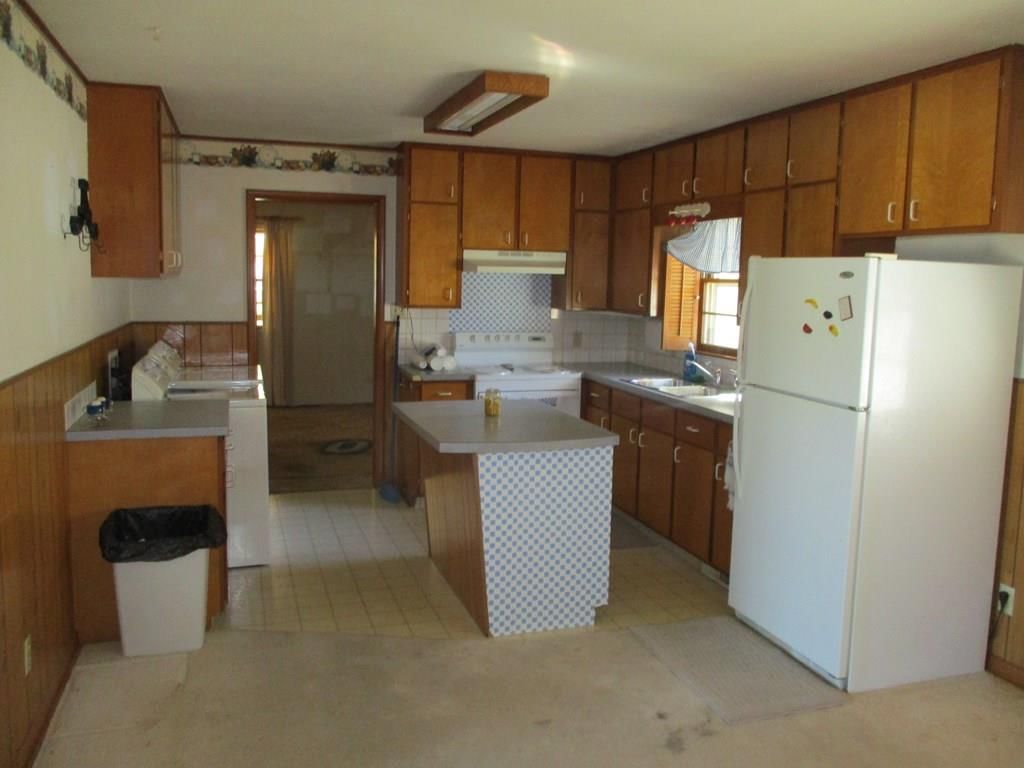 1110 Sunset Drive — photo 22