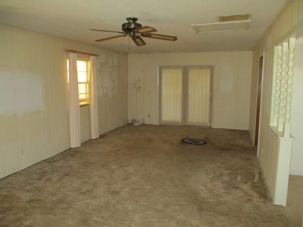 1110 Sunset Drive — photo 27