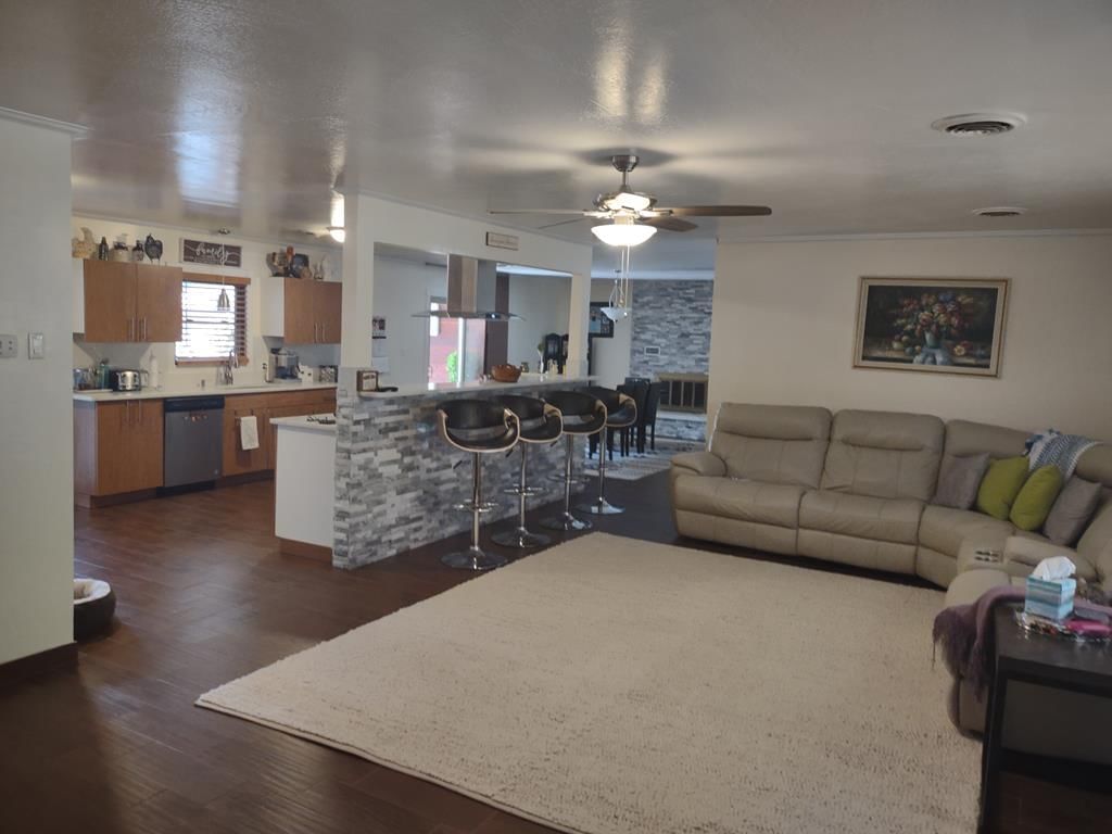 213 S. Plummer N/A — photo 7