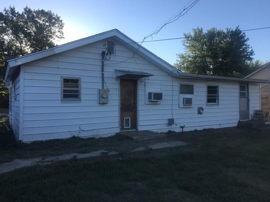 405 N East Street — photo 12