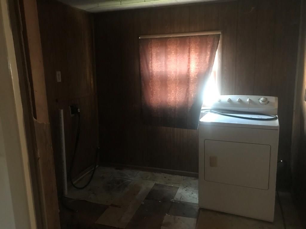 405 N East Street — photo 10