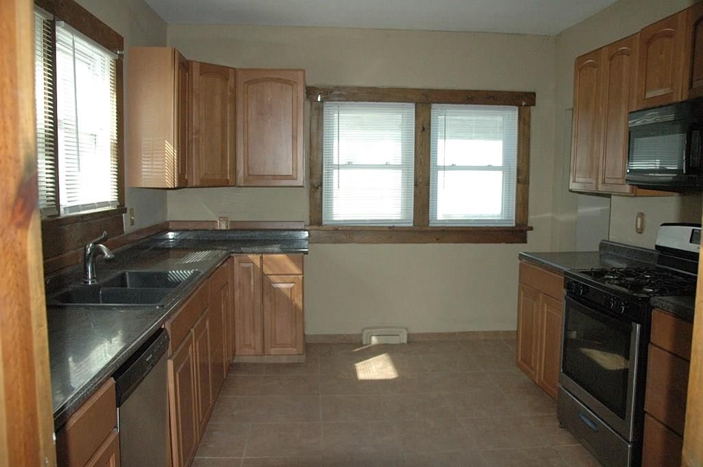 1720 Clark N/A — photo 11