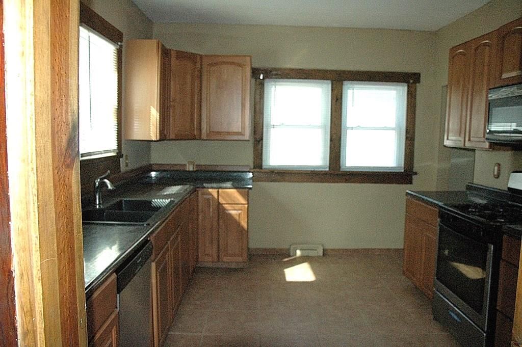 1720 Clark N/A — photo 12