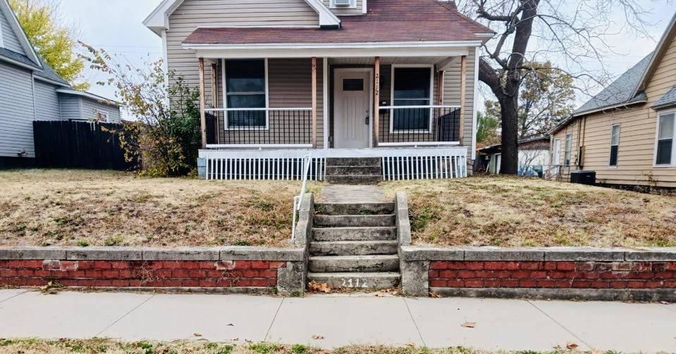 2112 S Wall N/A — photo 2