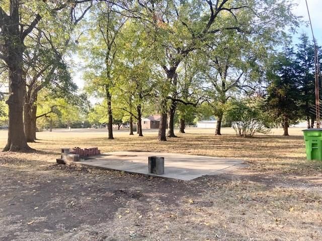 1025 E 8th Street — photo 20