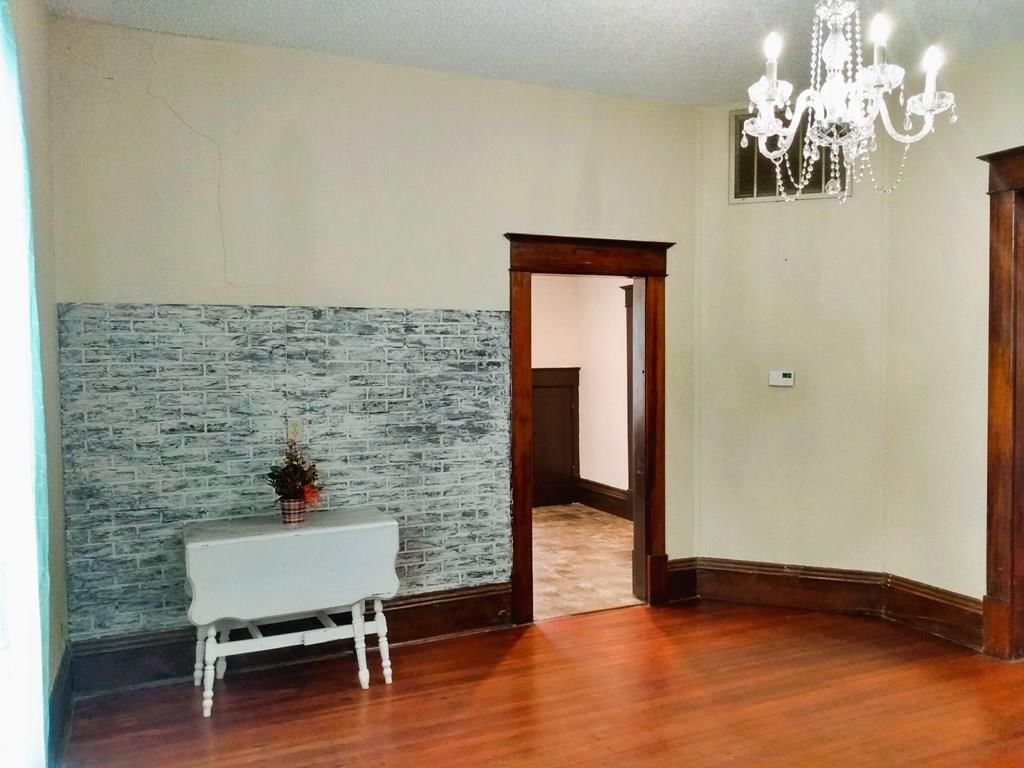 605 W Myrtle Street — photo 23