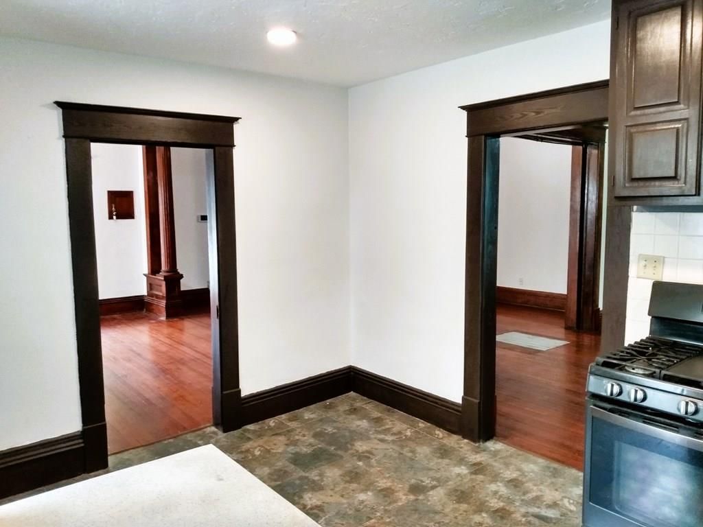 605 W Myrtle Street — photo 30