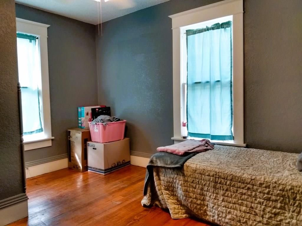 605 W Myrtle Street — photo 47