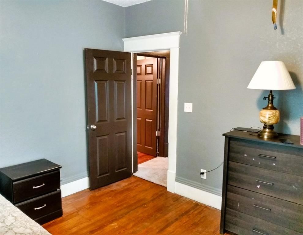 605 W Myrtle Street — photo 49