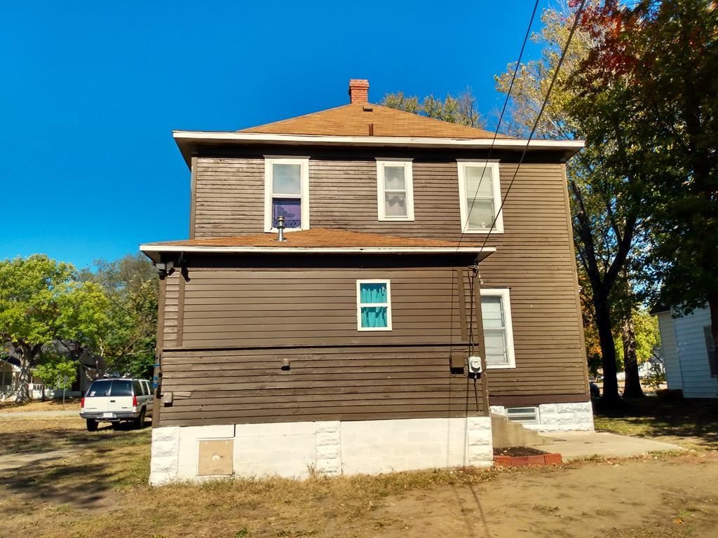605 W Myrtle Street — photo 8