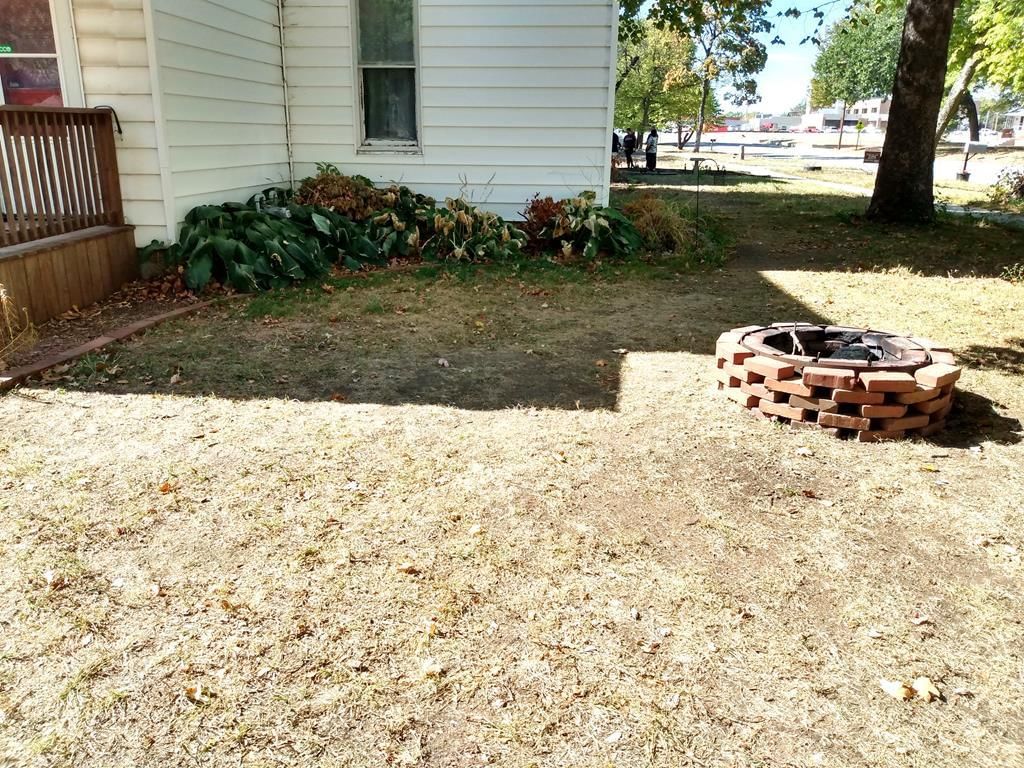 601 W Myrtle Street — photo 11