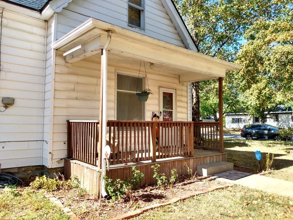 601 W Myrtle Street — photo 13