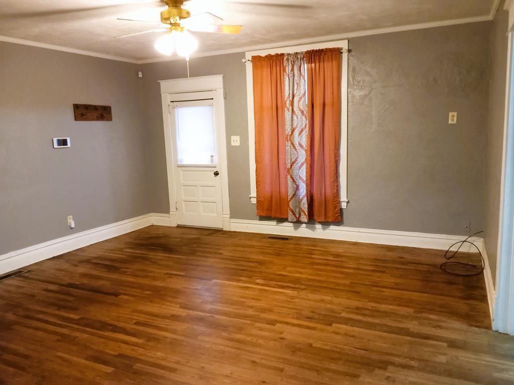 601 W Myrtle Street — photo 17