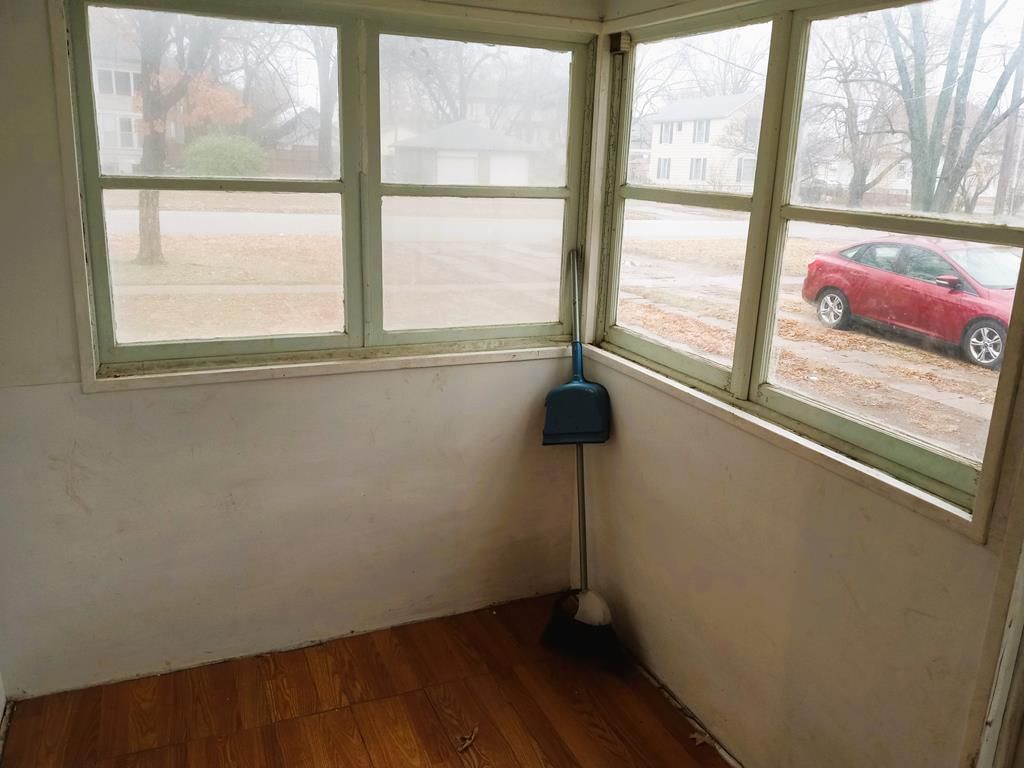 601 W Myrtle Street — photo 28