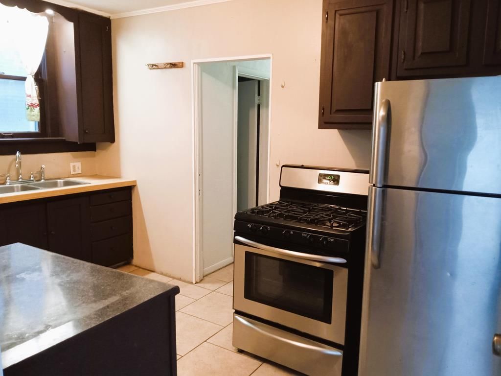 601 W Myrtle Street — photo 29