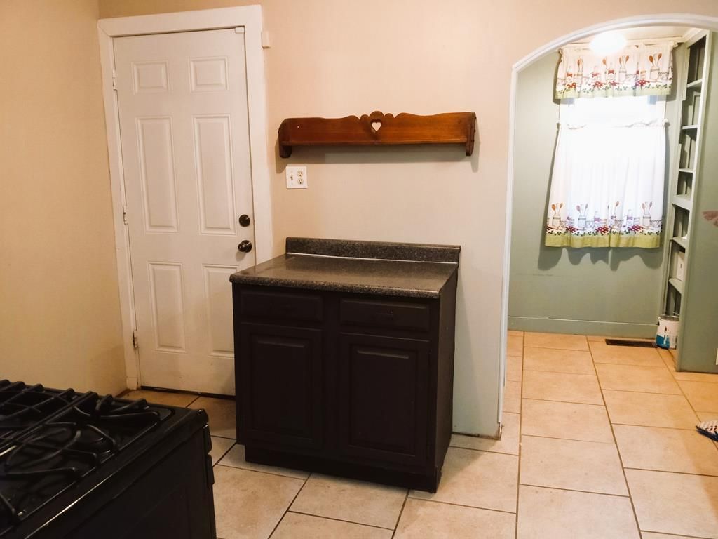 601 W Myrtle Street — photo 34