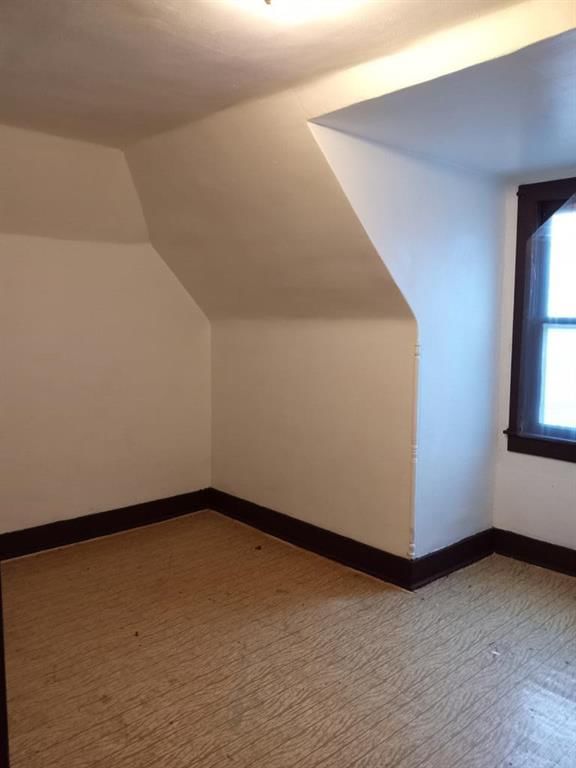 601 W Myrtle Street — photo 46