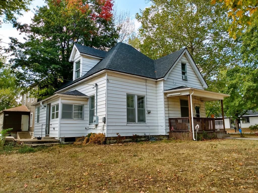 601 W Myrtle Street — photo 7