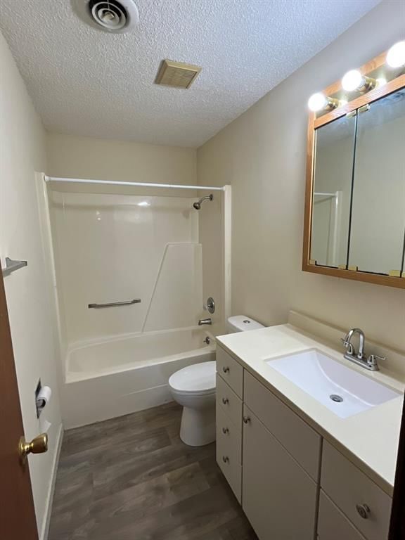 1802 N Walnut N/A — photo 8