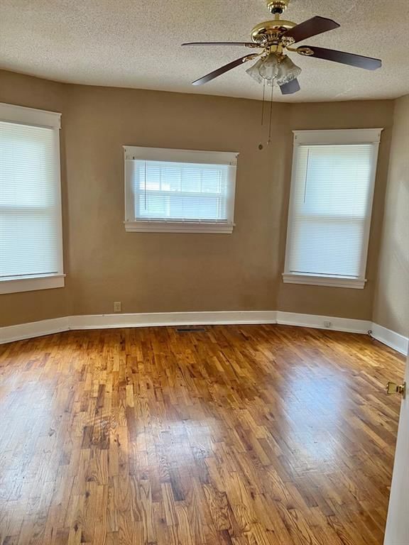 2719 Crawford Avenue — photo 12
