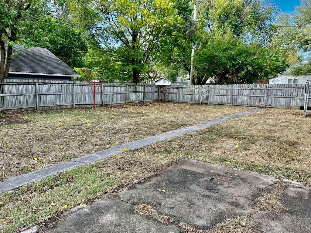 2719 Crawford Avenue — photo 23