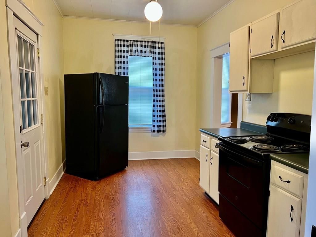 2719 Crawford Avenue — photo 10