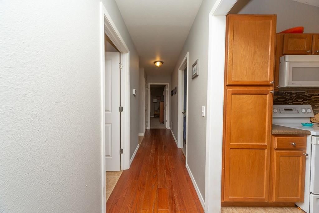1900 Eisenhower N/A — photo 13