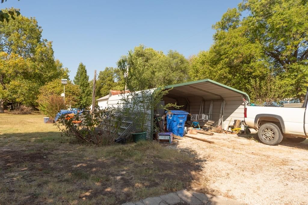 602 Moore N/A — photo 12