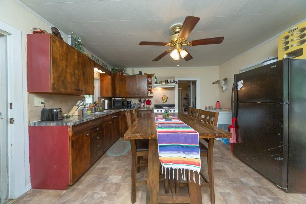 602 Moore N/A — photo 5