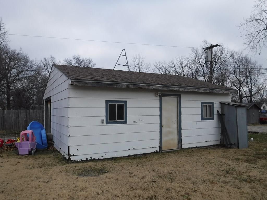 220 Mill Street — photo 18