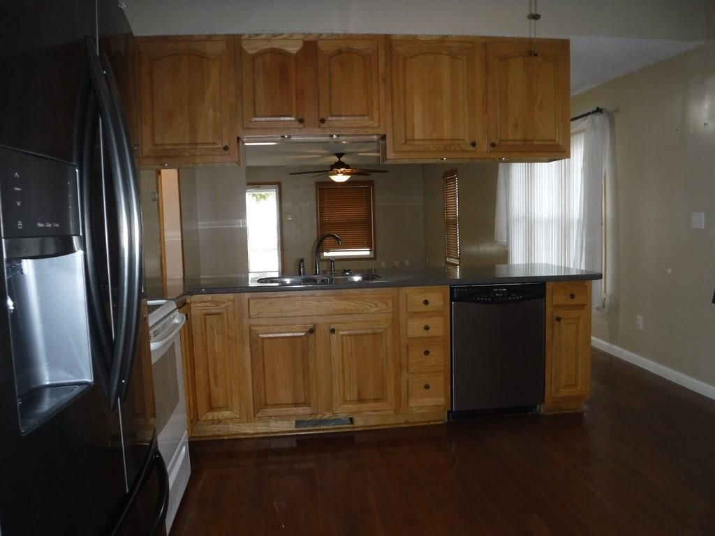 220 Mill Street — photo 6