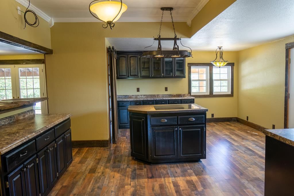 1402 CR 5150 N/A — photo 24