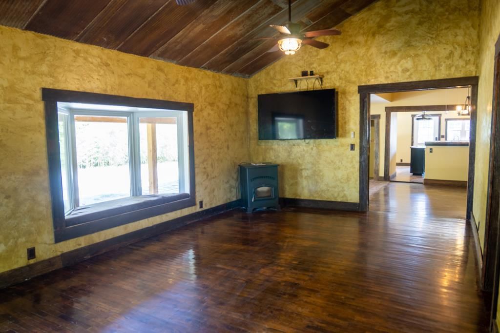 1402 CR 5150 N/A — photo 26