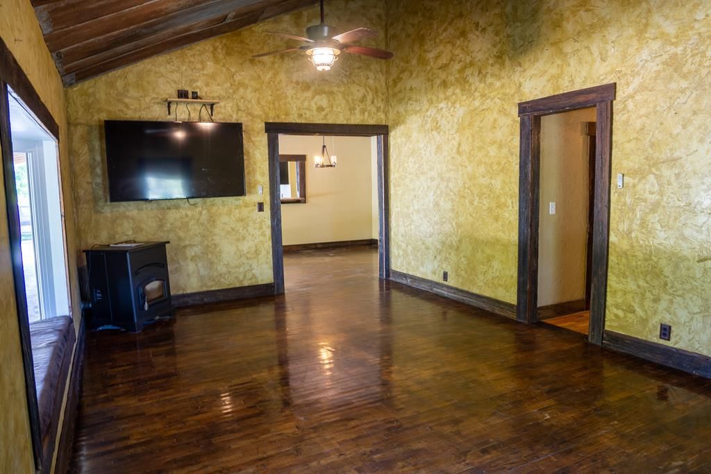 1402 CR 5150 N/A — photo 27