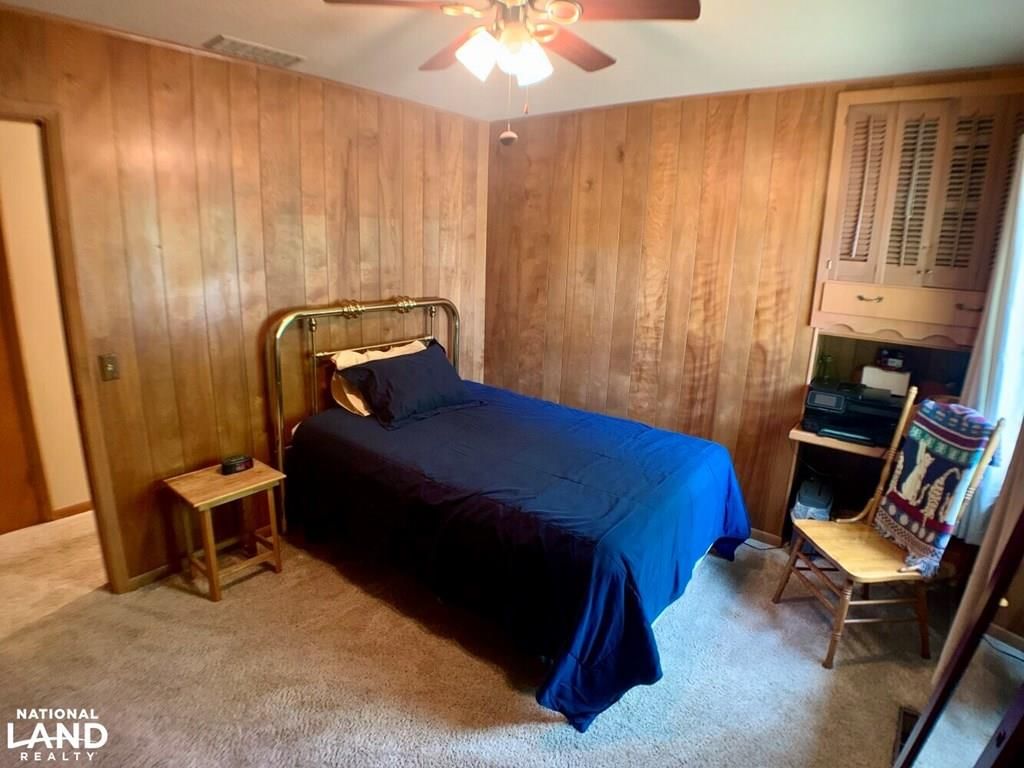 1002 Larson N/A — photo 21