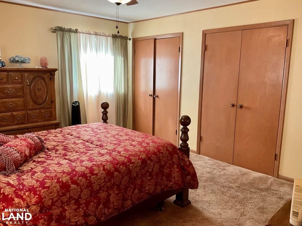 1002 Larson N/A — photo 28