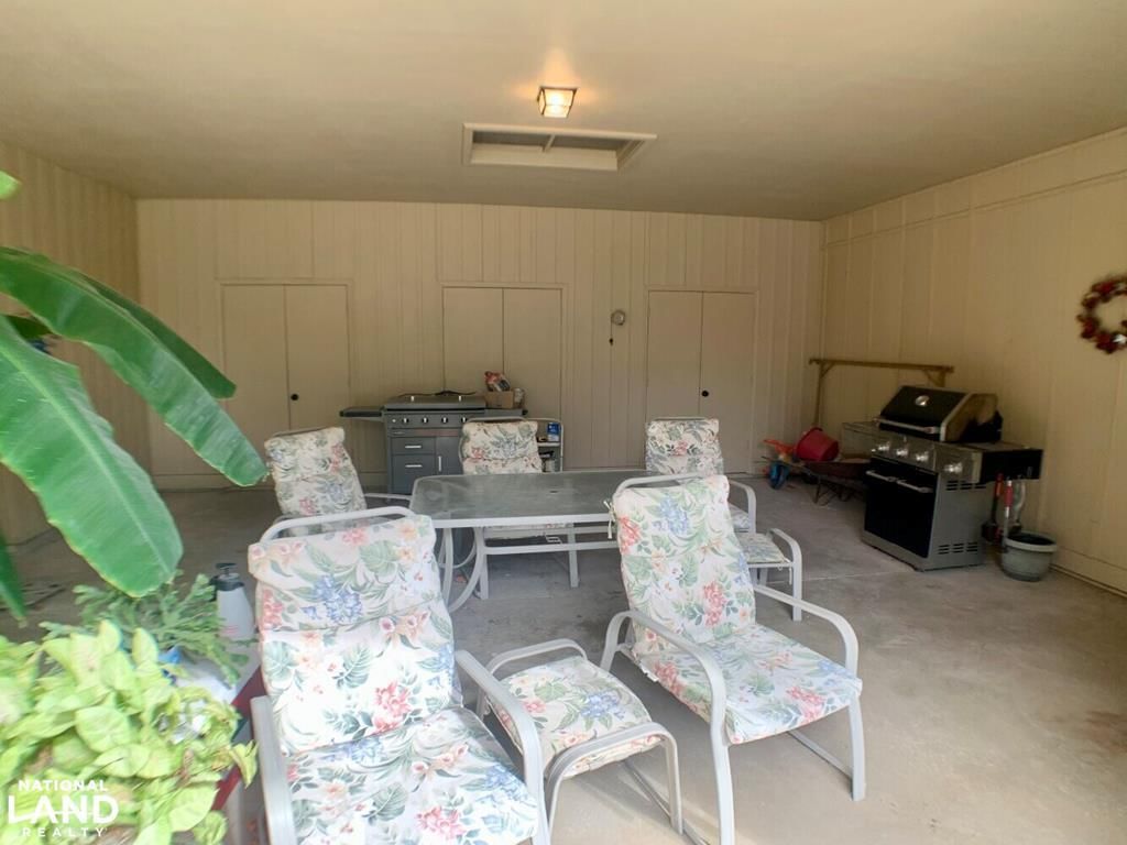 1002 Larson N/A — photo 31