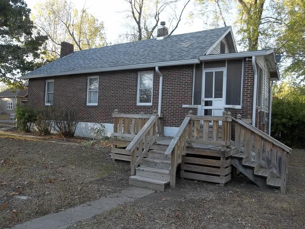 102 N Western N/A — photo 2