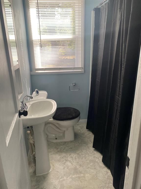 601 W Hickory N/A — photo 10
