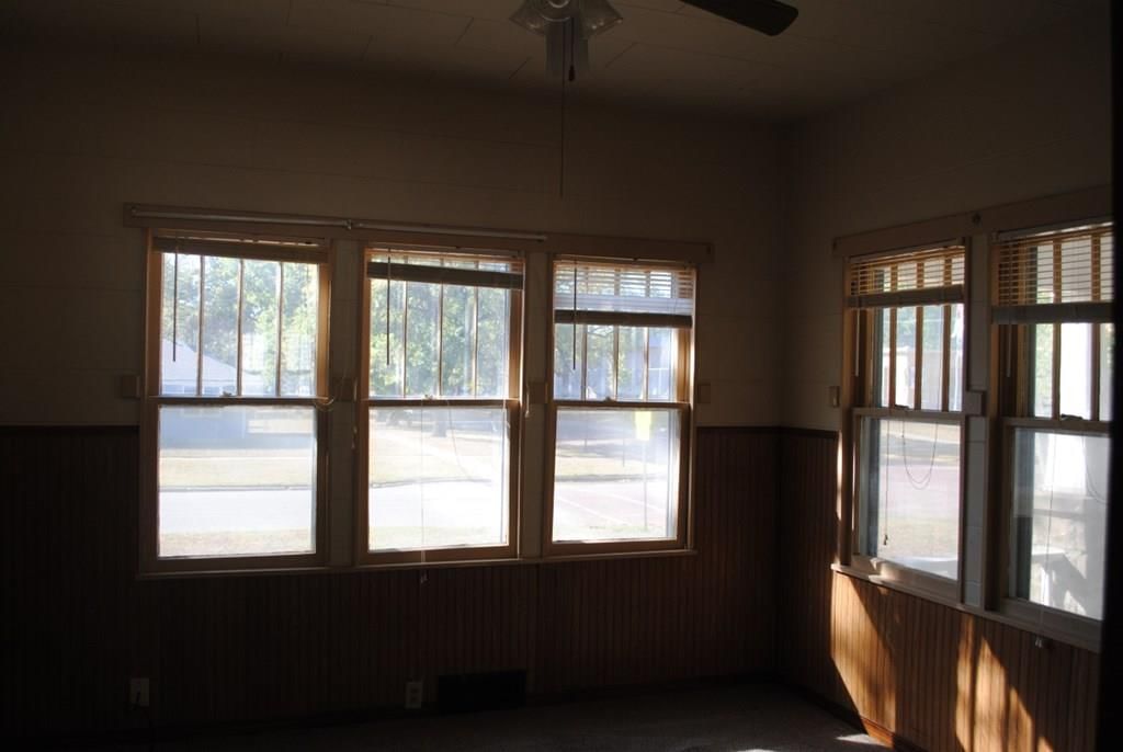 218 S 11 N/A — photo 37