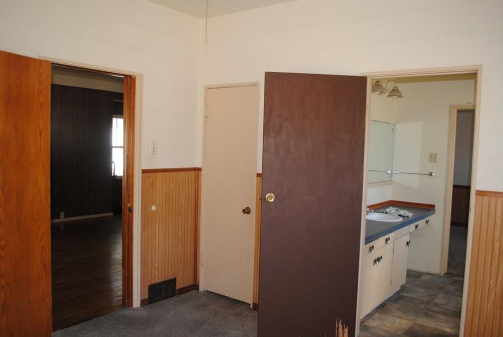 218 S 11 N/A — photo 38
