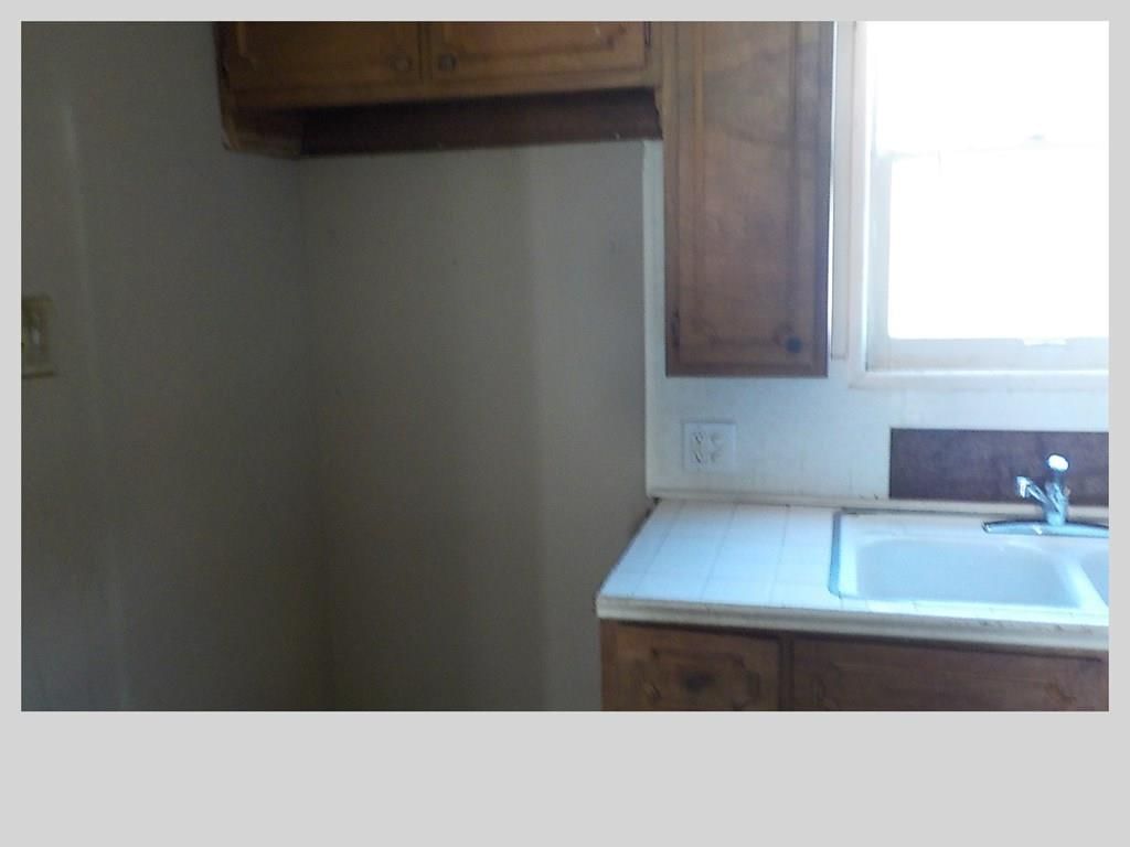 2608 S Walnut N/A — photo 11